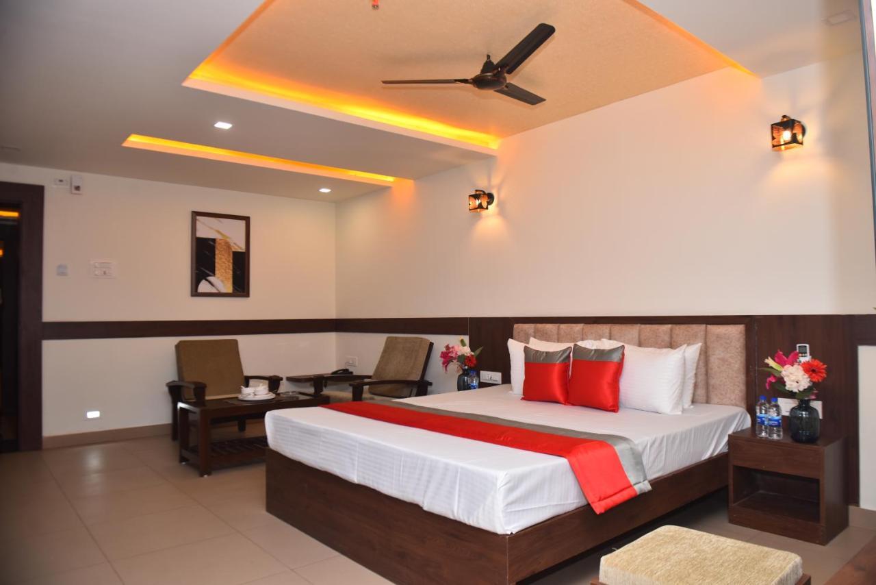 M R Residency Dharwad. Apartman Kültér fotó