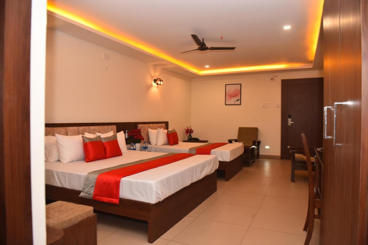 M R Residency Dharwad. Apartman Kültér fotó