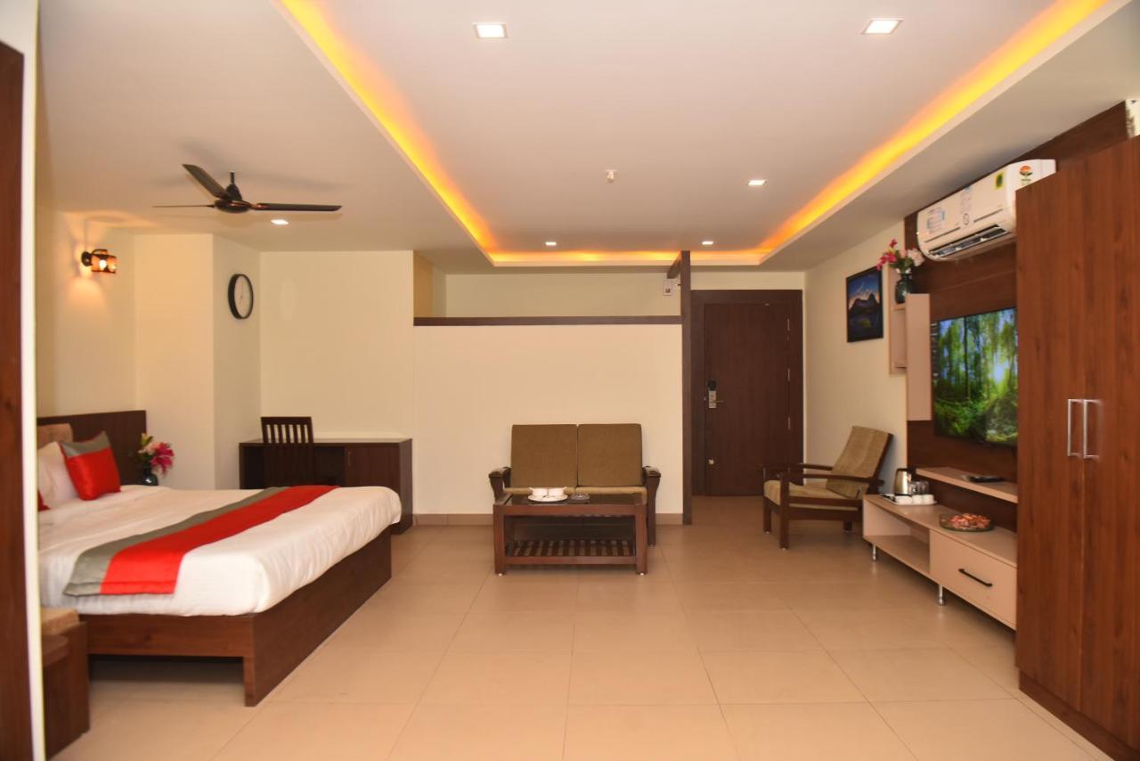 M R Residency Dharwad. Apartman Kültér fotó