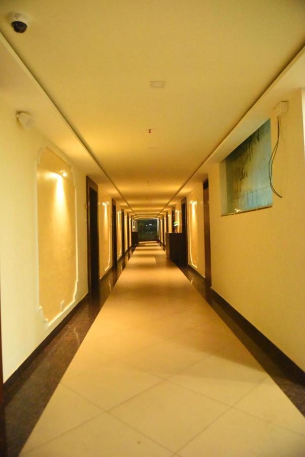 M R Residency Dharwad. Apartman Kültér fotó