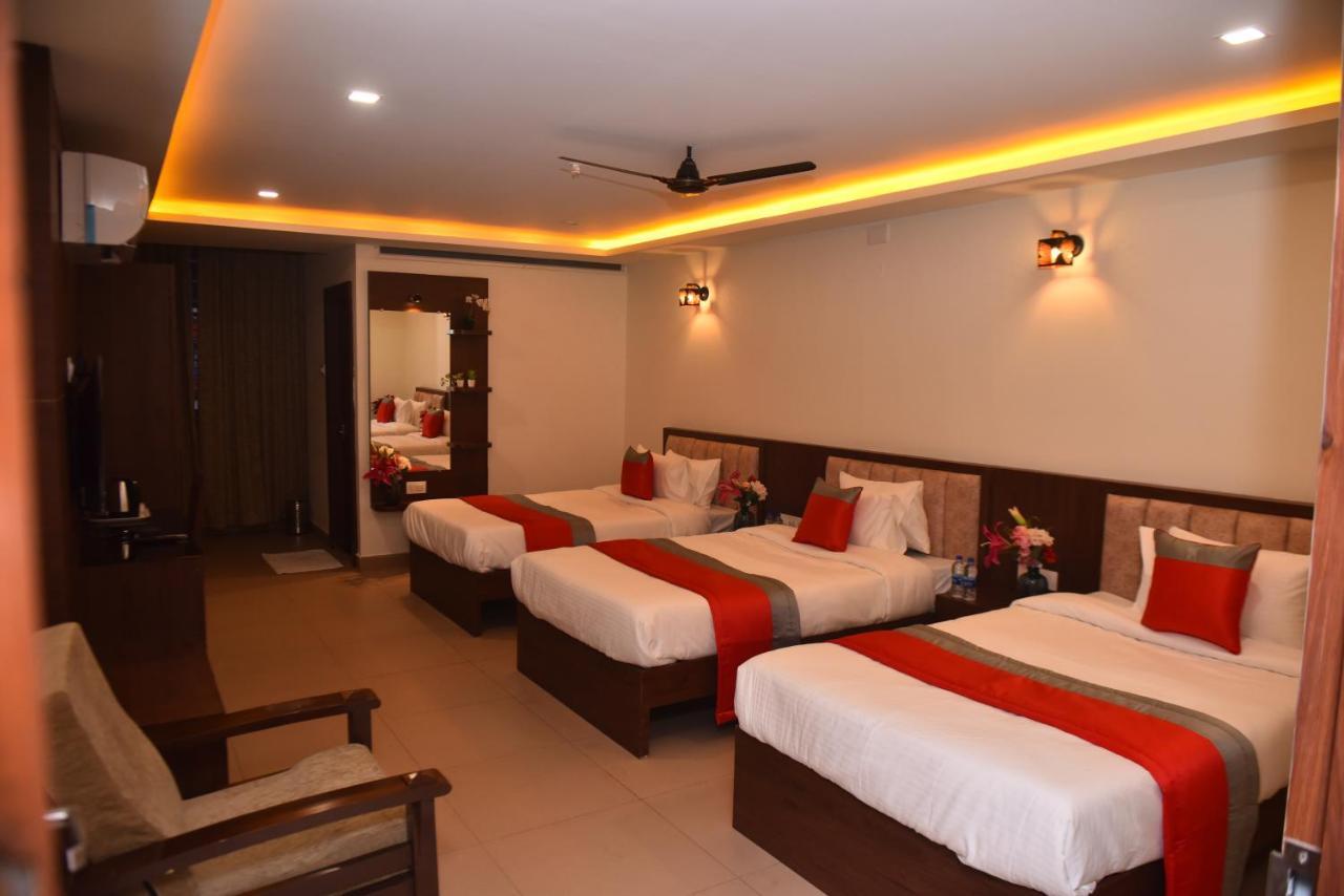 M R Residency Dharwad. Apartman Kültér fotó