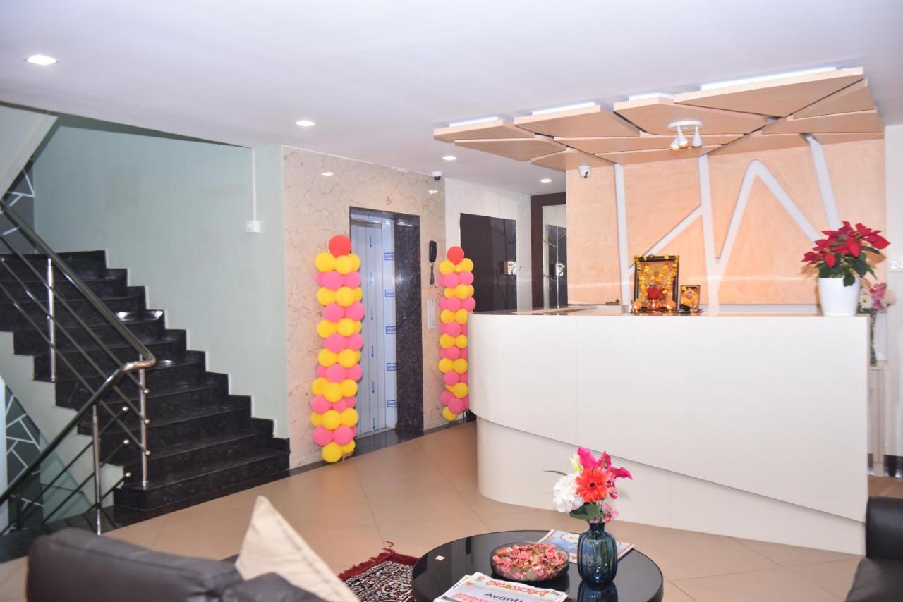 M R Residency Dharwad. Apartman Kültér fotó