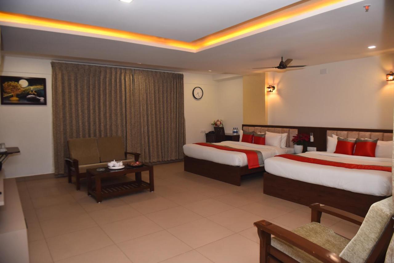 M R Residency Dharwad. Apartman Kültér fotó