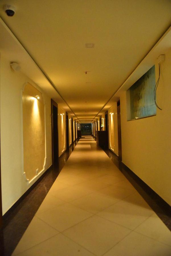 M R Residency Dharwad. Apartman Kültér fotó