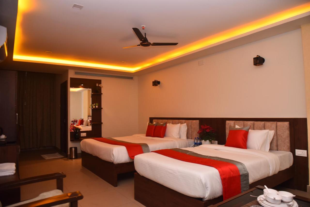 M R Residency Dharwad. Apartman Kültér fotó